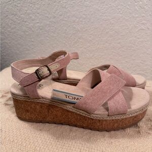 TOMS Candice Platform Wedge Sandal Size 9 Peach Whip Chambray NWT Cork